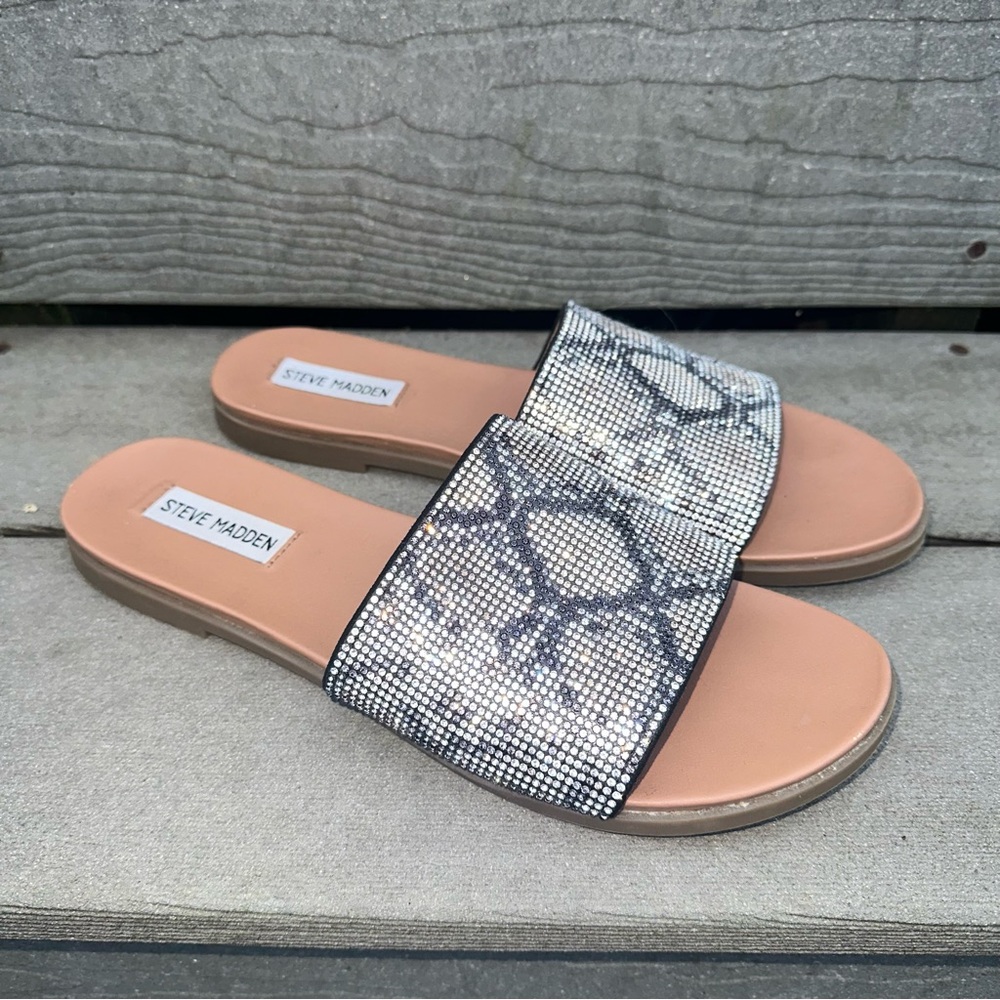 Steve Madden Klove Rhinestone Slide Strap Sandals Geometric Print